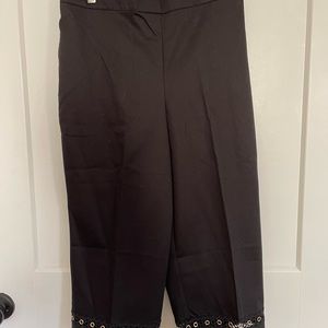 Alfred Dunner Capri’s